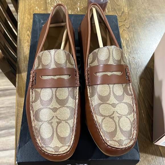 Mens Coach Khaki shoes - Picture 1 of 2
